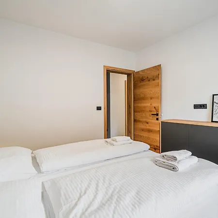 Premium Energy With Private Indoor Parking Smartno pri Slovenj Gradcu
