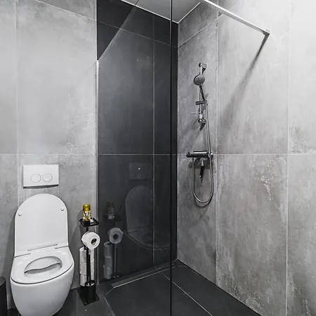 Apartment Premium Energy With Private Indoor Parking