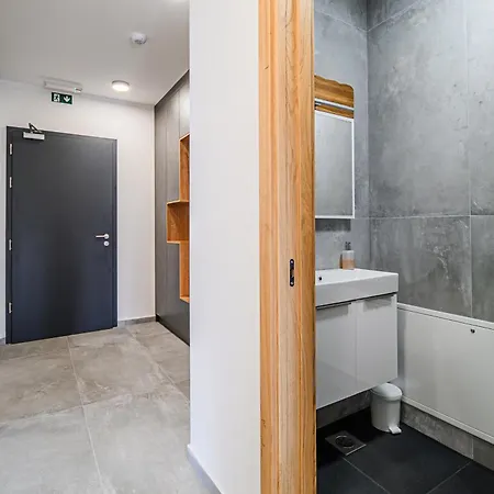 Apartment Premium Energy With Private Indoor Parking *